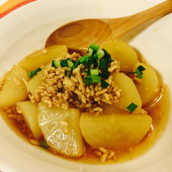 大根とひき肉の煮物